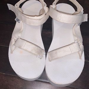 White platform Tevas